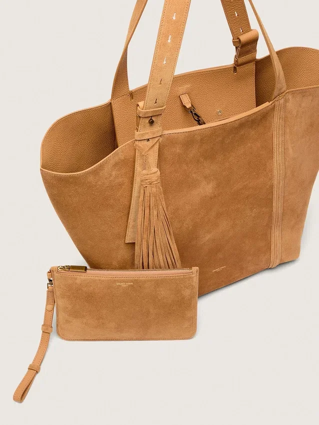 24/7-Tasche aus kamelfarbenem Wildleder mit Fransen
