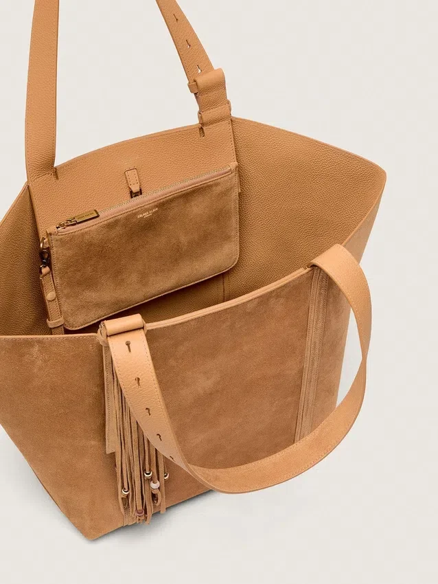 24/7-Tasche aus kamelfarbenem Wildleder mit Fransen
