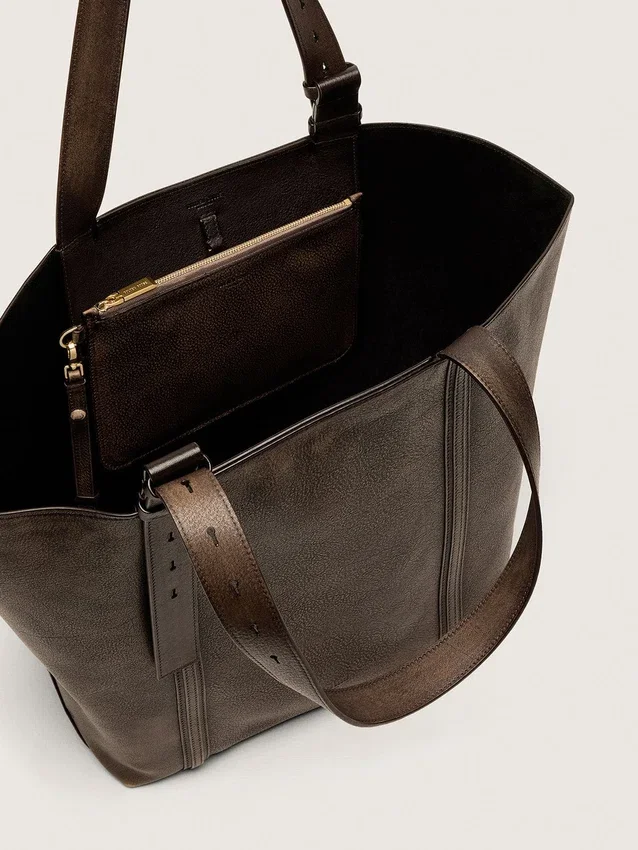 24/7-Tasche East-West-Look aus dunkelbraunem Leder im Used-Look