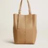 24/7-Tasche North South aus cappuccinofarbenem Leder mit verstellbaren Trägern