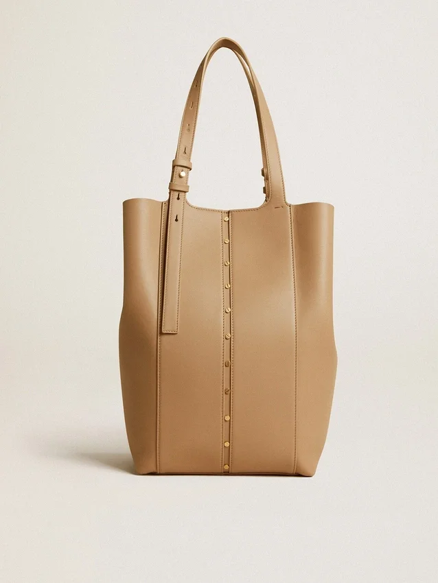 24/7-Tasche North South aus cappuccinofarbenem Leder mit verstellbaren Trägern