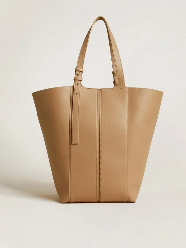 24/7-Tasche North South aus cappuccinofarbenem Leder mit verstellbaren Trägern