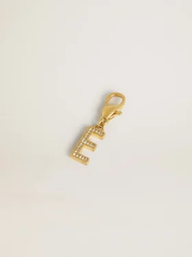 Anhänger in Form des Buchstabens E aus goldfarbenem Messing mit Kristallen
