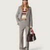 Anthrazitgrauer Schal mit Paisley-Print