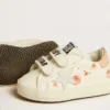 Baby-School aus Nappaleder mit rosa Rosenmotiv und weissem Stern aus Wildleder