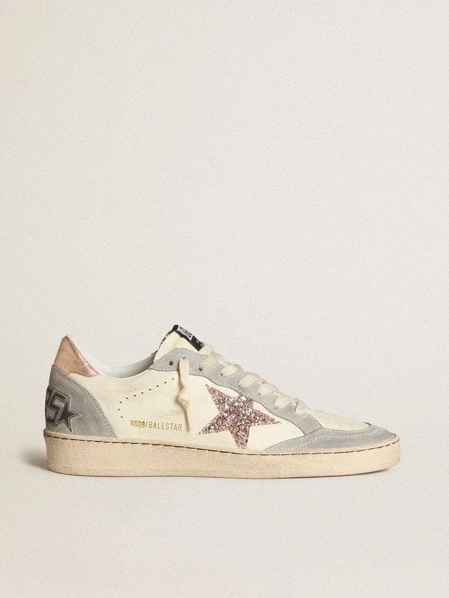 Ball Star aus Nappa mit Glitzerstern und metallischer Fersenlasche