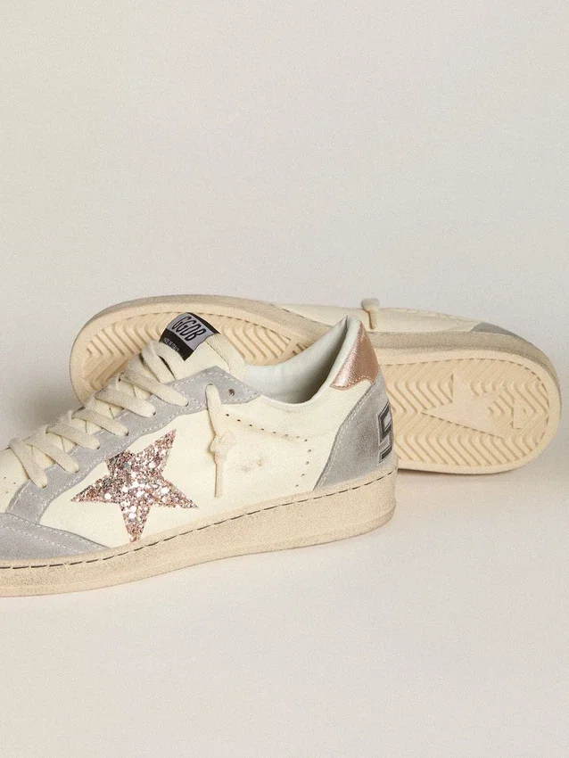 Ball Star aus Nappa mit Glitzerstern und metallischer Fersenlasche