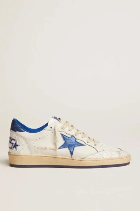 Ball Star für Damen aus weissem Nappa mit hellblauem Stern aus Metallic-Leder und Fersenlasche