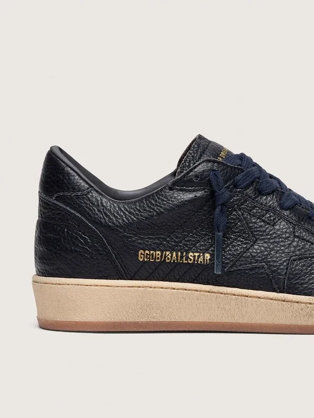 Ball Star für Herren aus marineblauem Leder mit ton-in-ton-Lederstern