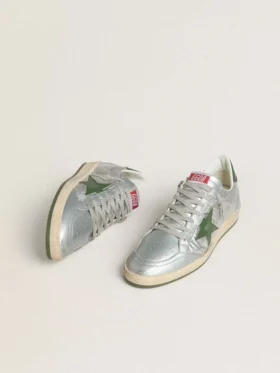 Ball Star für Herren aus silbernem Nylon mit grünem Lederstern und Fersenlasche