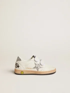Ball Star Junior aus Nappa mit silbernem Glitzerstern und Fersenlasche