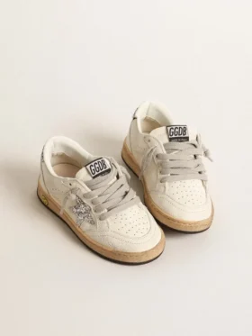Ball Star Junior aus Nappa mit silbernem Glitzerstern und Fersenlasche