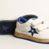 Ball Star Junior mit blauem Metallic-Lederstern und Fersenlasche