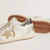 Ball Star LTD für Damen mit beigem Stern und schwarzer Fersenlasche