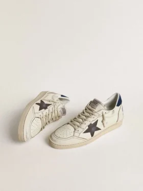 Ball Star mit schwarzem Stern und blauer Fersenlasche aus Wildleder
