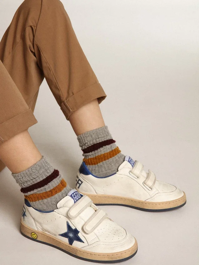 Ball Star Young mit blauem Metallic-Lederstern und Fersenlasche