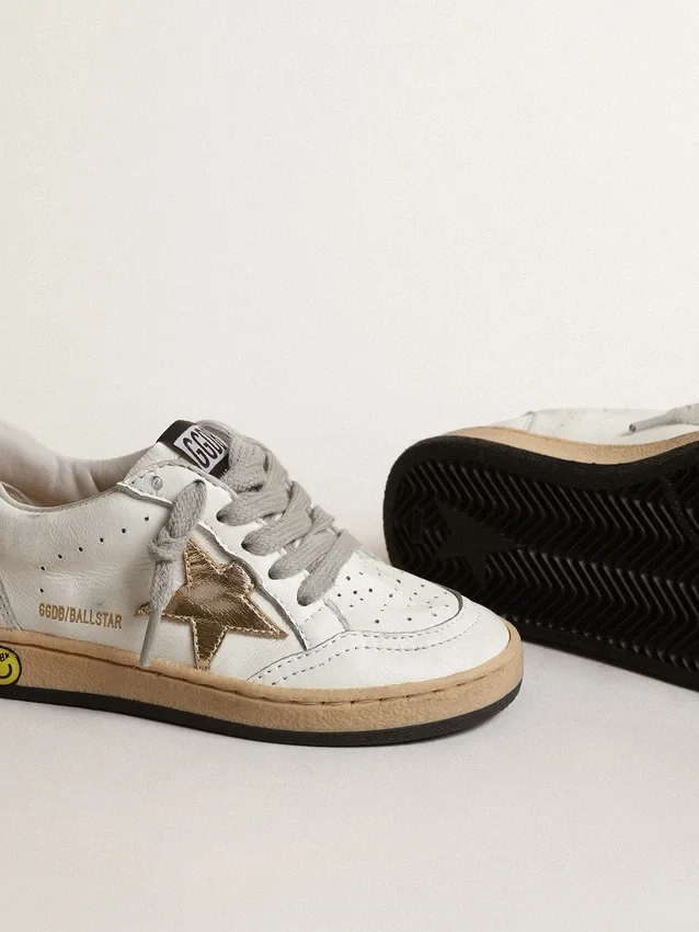 Ball Star Young mit goldmetallischem Lederstern und Fersenlasche