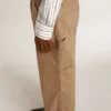Beige Herrenhose mit Aufnähern