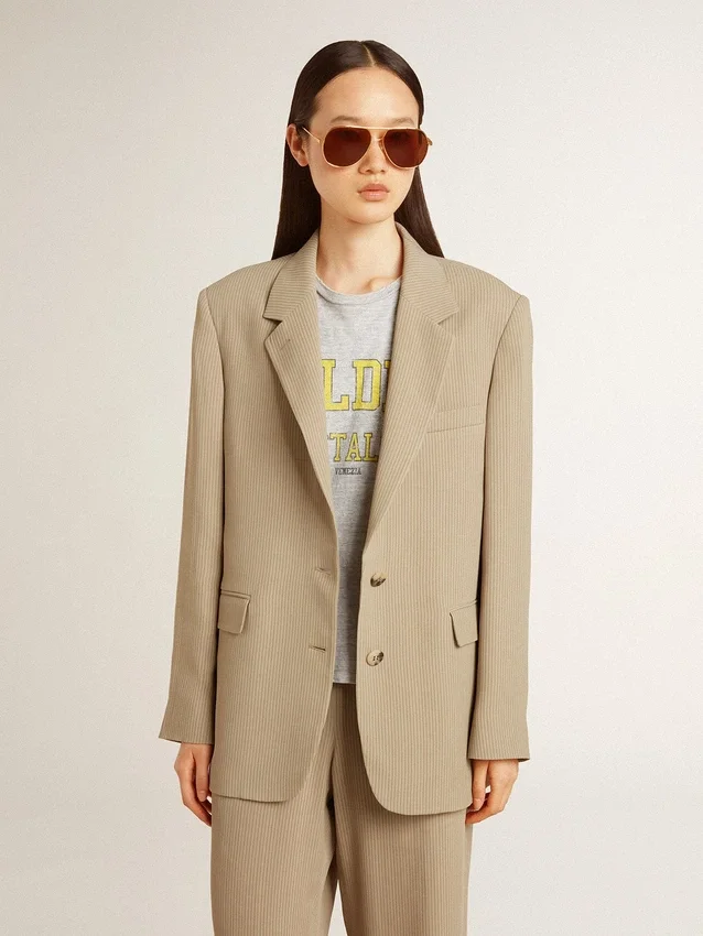 Beigefarbene, einfarbige Damenjacke mit Nadelstreifen und Oversize-Passform