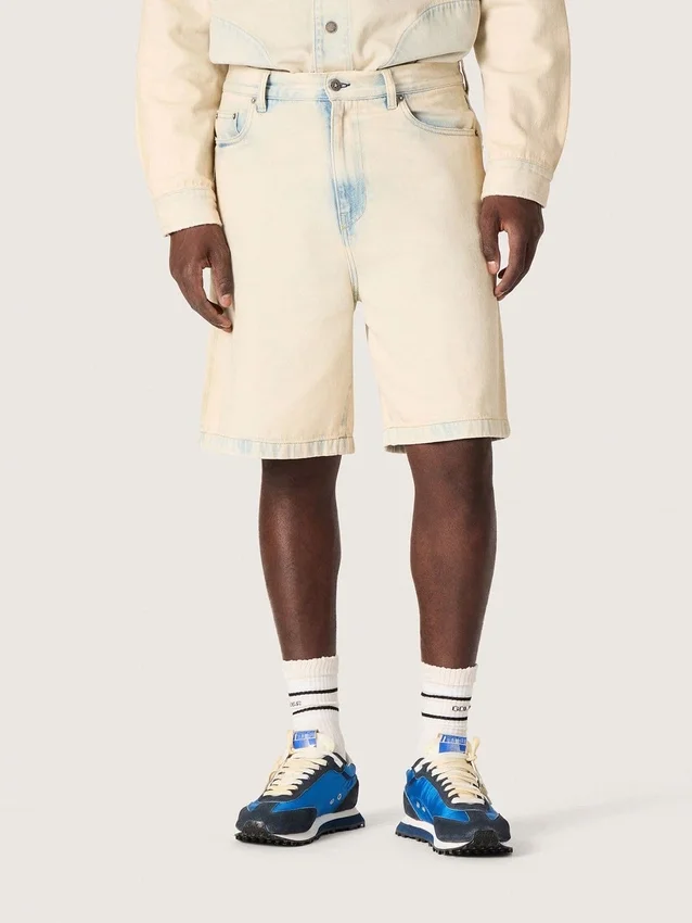 Bermudashorts für Herren aus hellem, sandfarbenem Denim