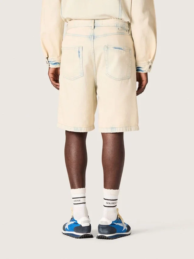 Bermudashorts für Herren aus hellem, sandfarbenem Denim