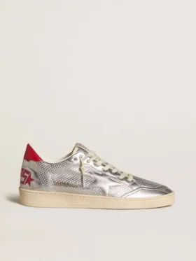 Bio-basierter Ball Star in Metallic-Silber mit silbernem Stern und roter Fersenlasche
