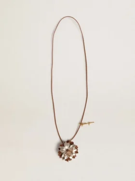 Blumenanhänger aus hellbraunem und champagnerfarbenem Leder