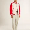 Bomberjacke in abgenutztem Weiss und Rot mit Stickerei