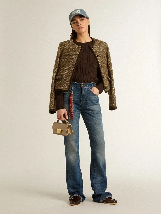 Bootcut-Jeans für Damen mit Vintage-Waschung und metallischen Details