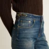 Bootcut-Jeans für Damen mit Vintage-Waschung und metallischen Details