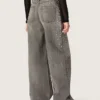 Boyfriend-Jeans für Damen aus grauem Denim mit silbernen Nieten im Farbverlaufseffekt
