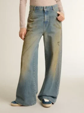Boyfriend-Jeans für Damen mit Sandwasch-Effekt im Used-Look und Nieten