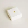 Buchstaben-D-Anhänger aus goldfarbenem Messing mit Kristallen