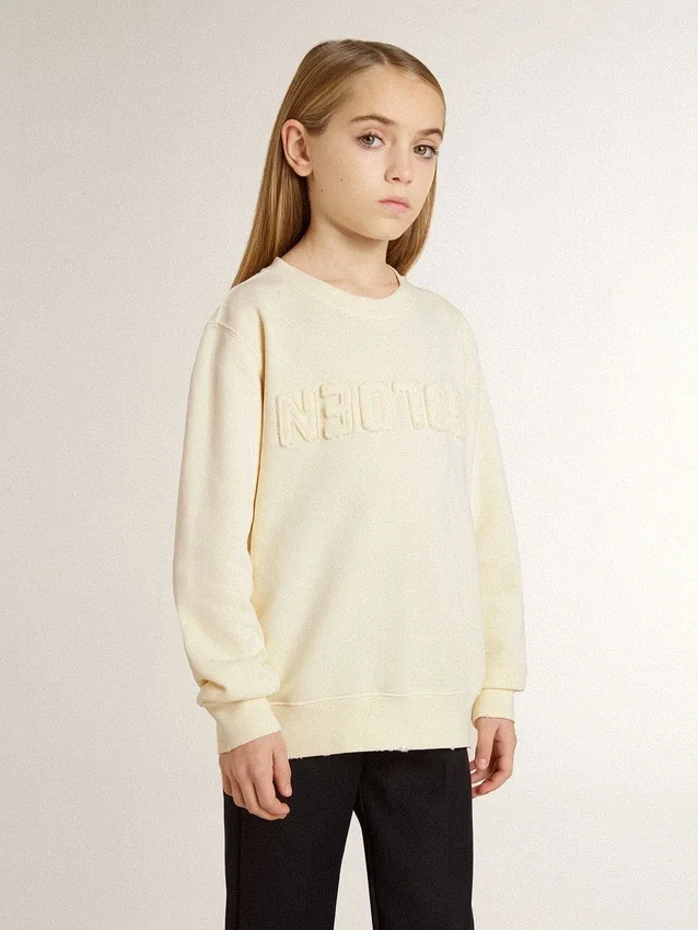 Cremefarbenes Sweatshirt für Mädchen mit Aufnäher-Schriftzug