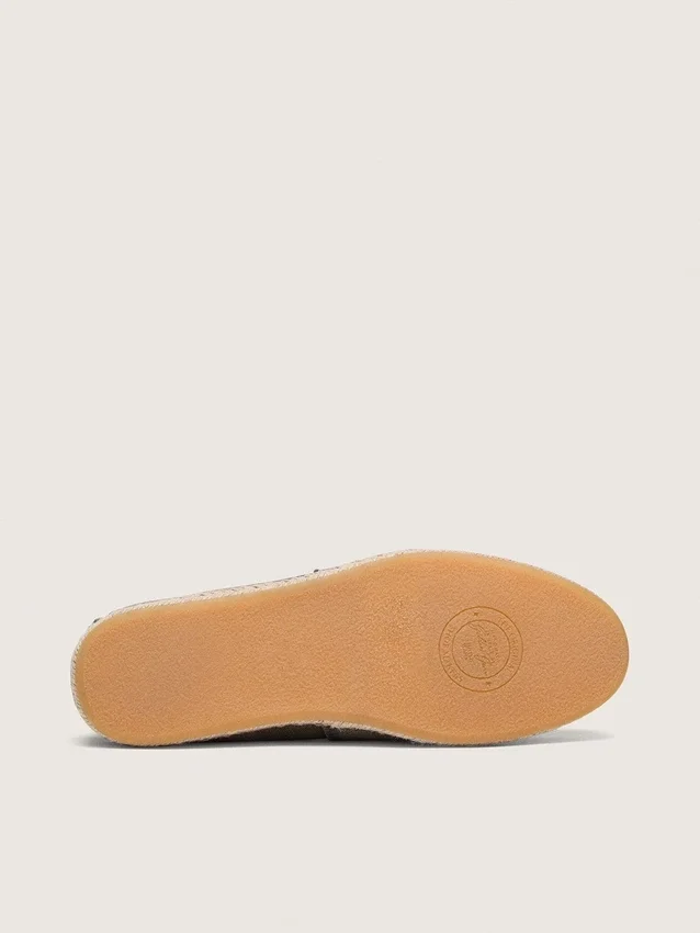 Cruise-Espadrilles für Herren aus militärgrünem Canvas mit weissen Wanderschnürsenkeln