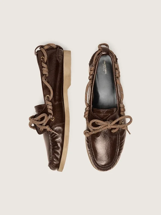 Cruise-Loafer für Damen aus glänzendem dunkelbraunem Leder
