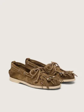 Cruise-Loafer für Damen aus khakifarbenem Wildleder mit Fransen und mehrfarbigen Perlen