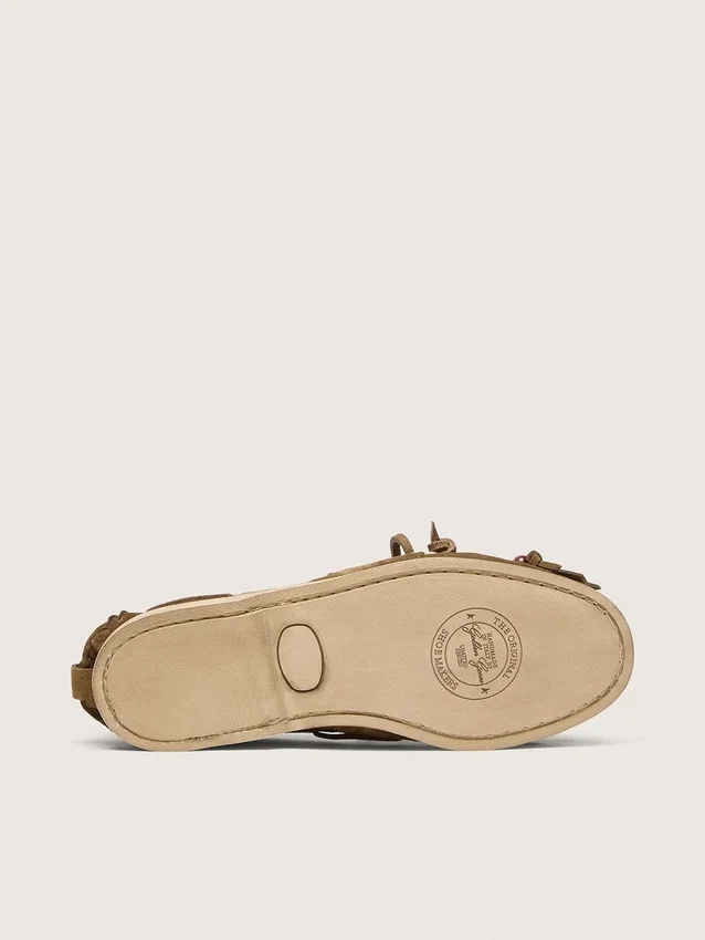 Cruise-Loafer für Damen aus khakifarbenem Wildleder mit Fransen und mehrfarbigen Perlen