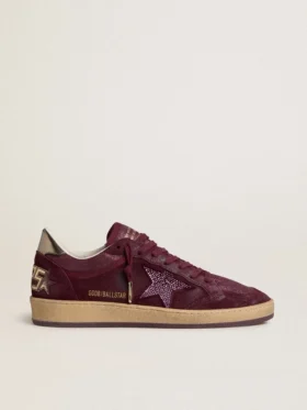 Damen-Ball Star aus burgunderrotem Wildleder mit Kristallstern und Fersenlasche aus Metallic-Leder
