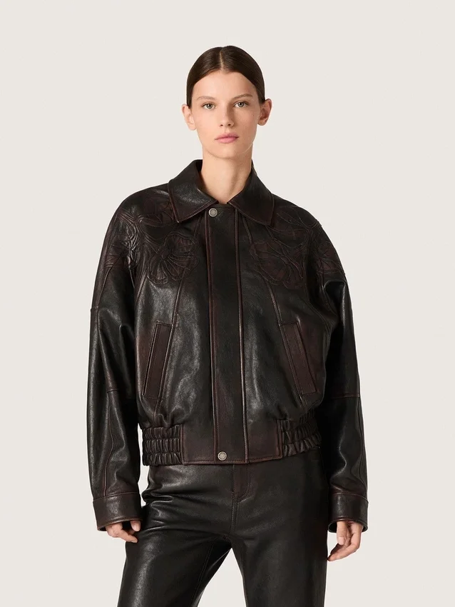 Damen-Bomberjacke aus dunkelburgunderrotem Nappaleder mit Blumenstickerei