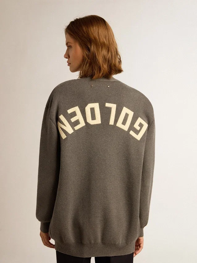 Damen-Cardigan aus meliertem grauen Baumwollstoff mit Logo auf der Rückseite