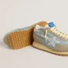 Damen-Marathon mit hellblauem Nylon-Obermaterial und pastellblauem Stern