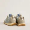 Damen-Marathon mit hellblauem Nylon-Obermaterial und pastellblauem Stern