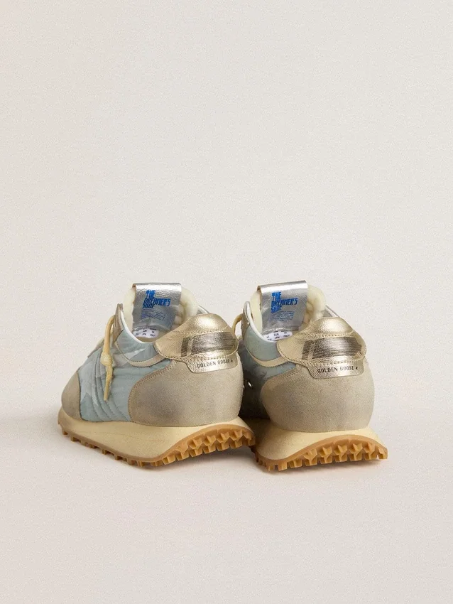 Damen-Marathon mit hellblauem Nylon-Obermaterial und pastellblauem Stern