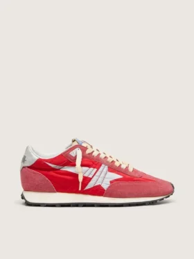 Damen-Marathon mit rotem Nylon-Obermaterial und silbernem Stern