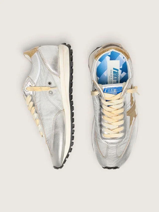 Damen-Marathon mit silbernem Ripstop-Nylon-Obermaterial und goldenem Stern