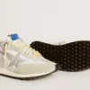 Damen-Marathon mit weissem Nylon-Obermaterial und silbernem Stern