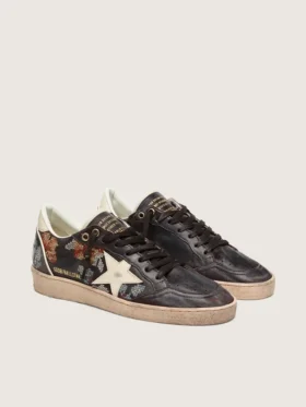 Damen-Modell «Ball Star LTD» aus Ebenholz-Nappa mit mehrfarbiger Stickerei und weissem Stern