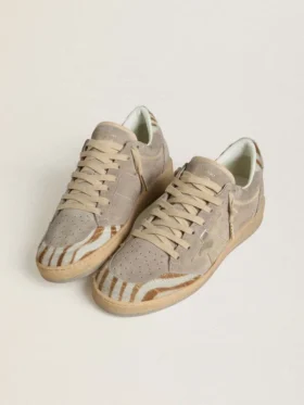 Damen-Modell «Ball Star LTD» aus Wildleder mit Stern aus Metallic-Leder und Fersenlasche aus Zebra-Ponyfell