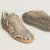 Damen-Modell «Ball Star LTD» aus Wildleder mit Stern aus Metallic-Leder und Fersenlasche aus Zebra-Ponyfell